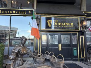 ExecutiveDirectorsMtg4